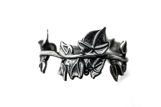 IVY RING