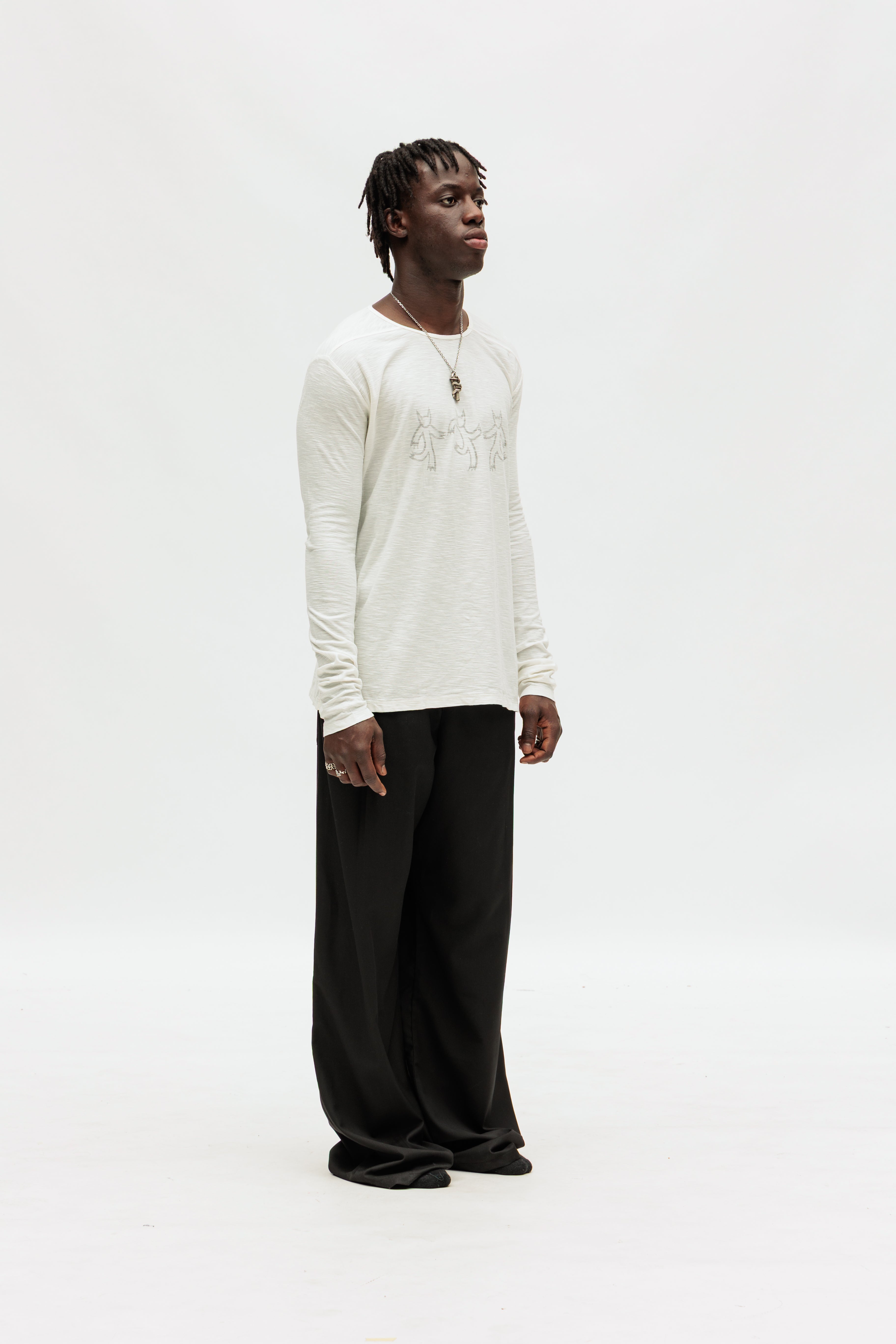 IN & OUT DEMON LONGSLEEVE