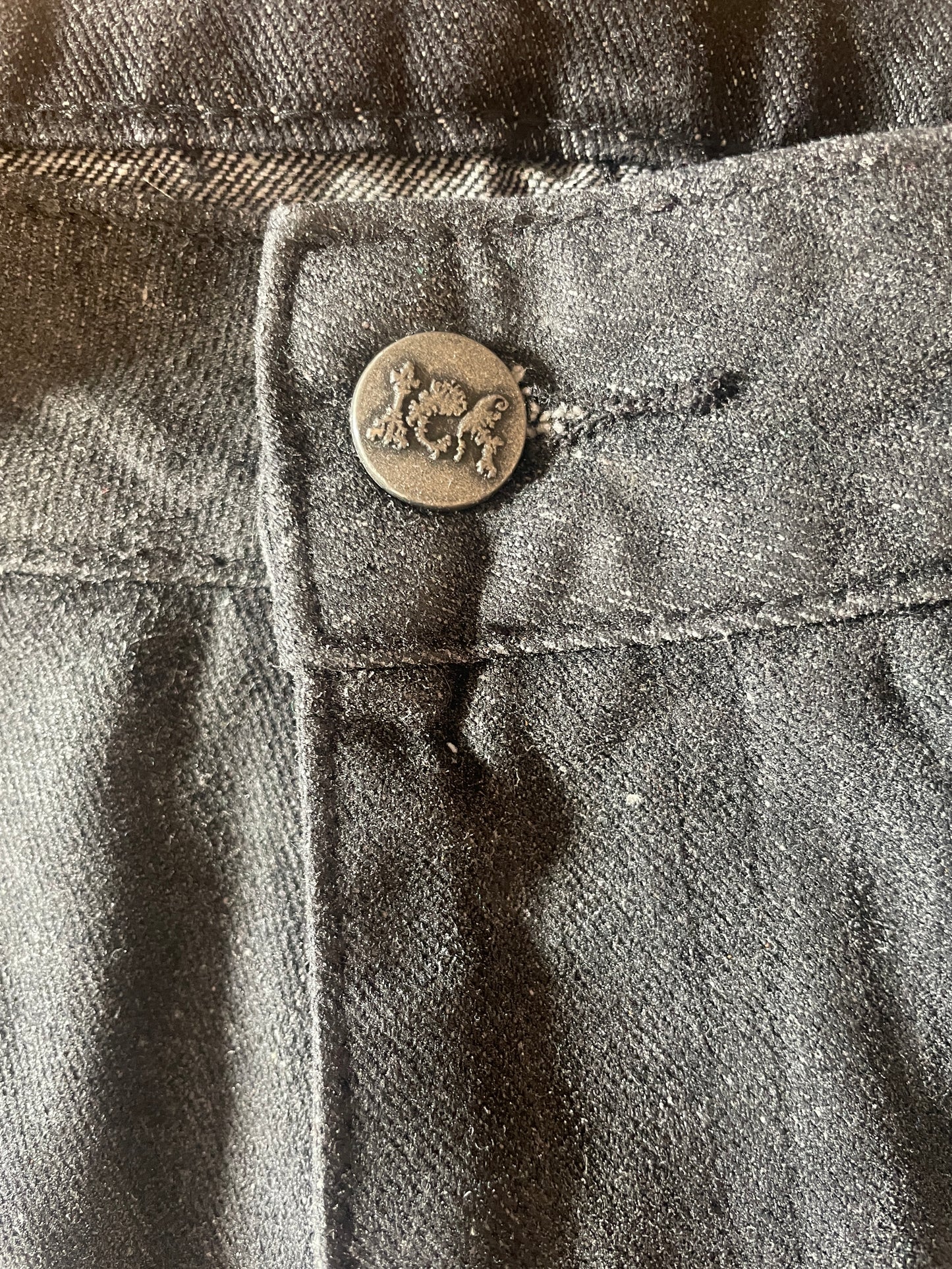 DEMON WAXED DENIM JORTS